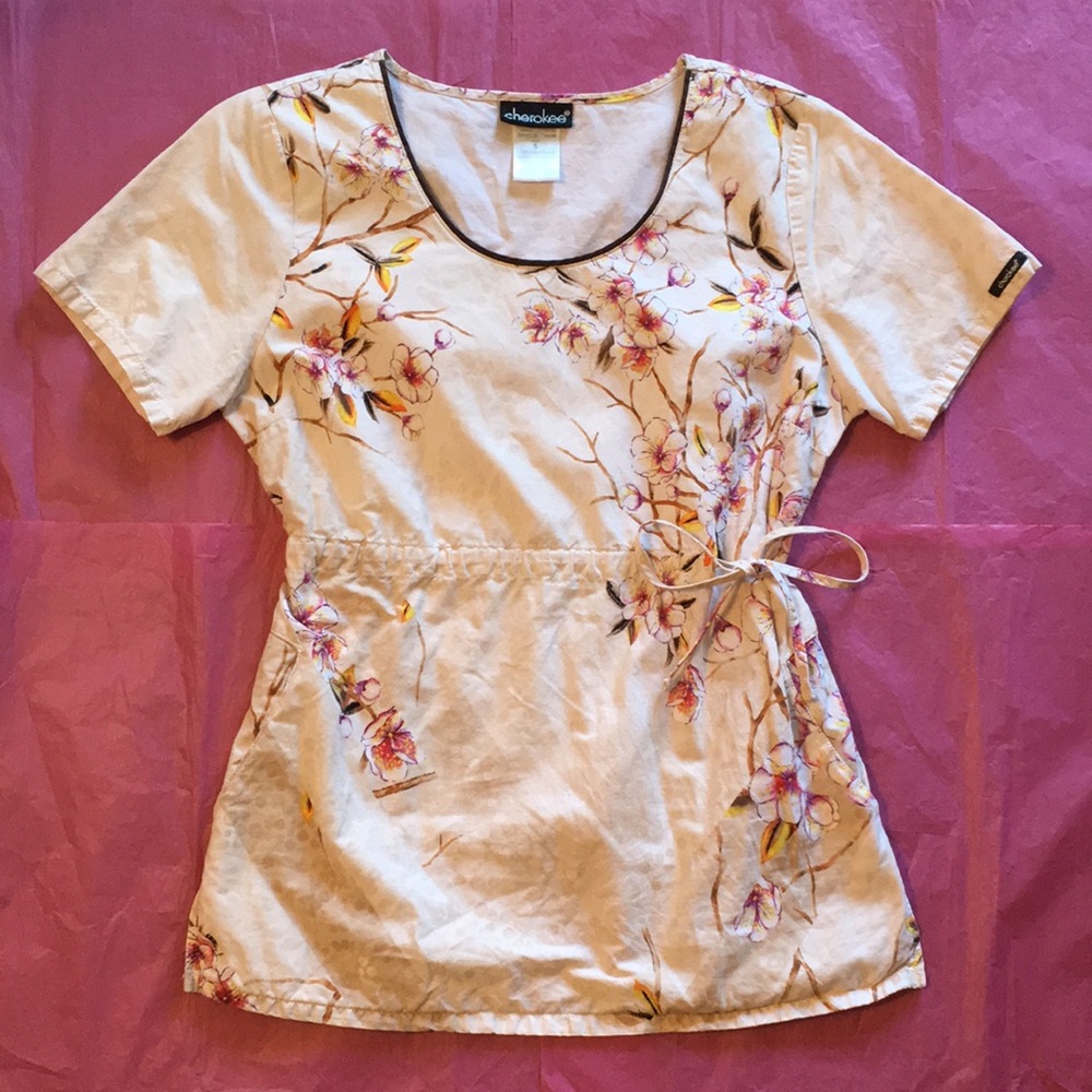 Cherokee Floral Cherry Blossoms Scrub Top Size Small